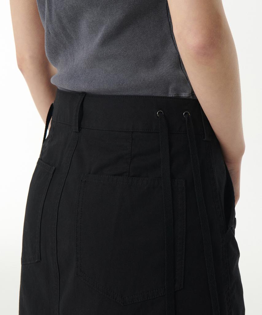 Musinsa Standard Woman Women'S Cargo Knee-Length Skirt [Black]