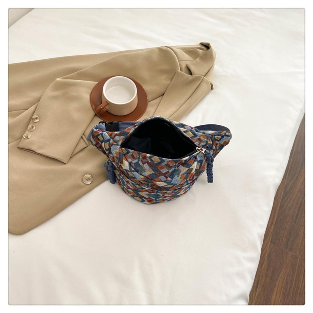 Retro Ethnic Style Chest Bag, Trendy Brand, Large Capacity Crossbody Bag, Men's and Women's Casual Waist Bag, New Sports Style Shoulder Bag