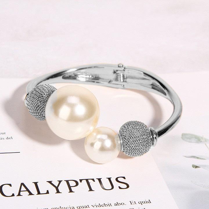 

Медный браслет из жемчуга в виде шариков с крупными и мелкими бусинами, отделка, глянцевый, пружинный дизайн. One Size