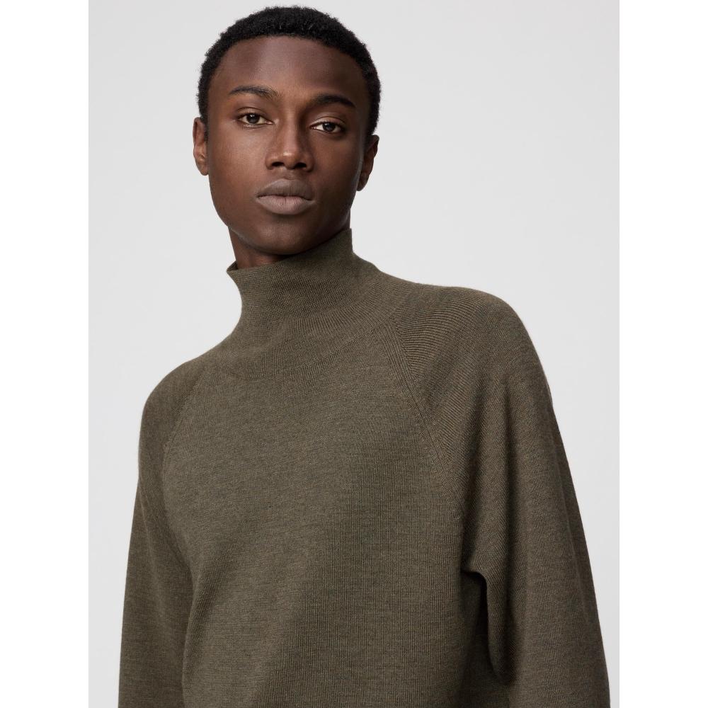 Uniqlo High Neck Sweater