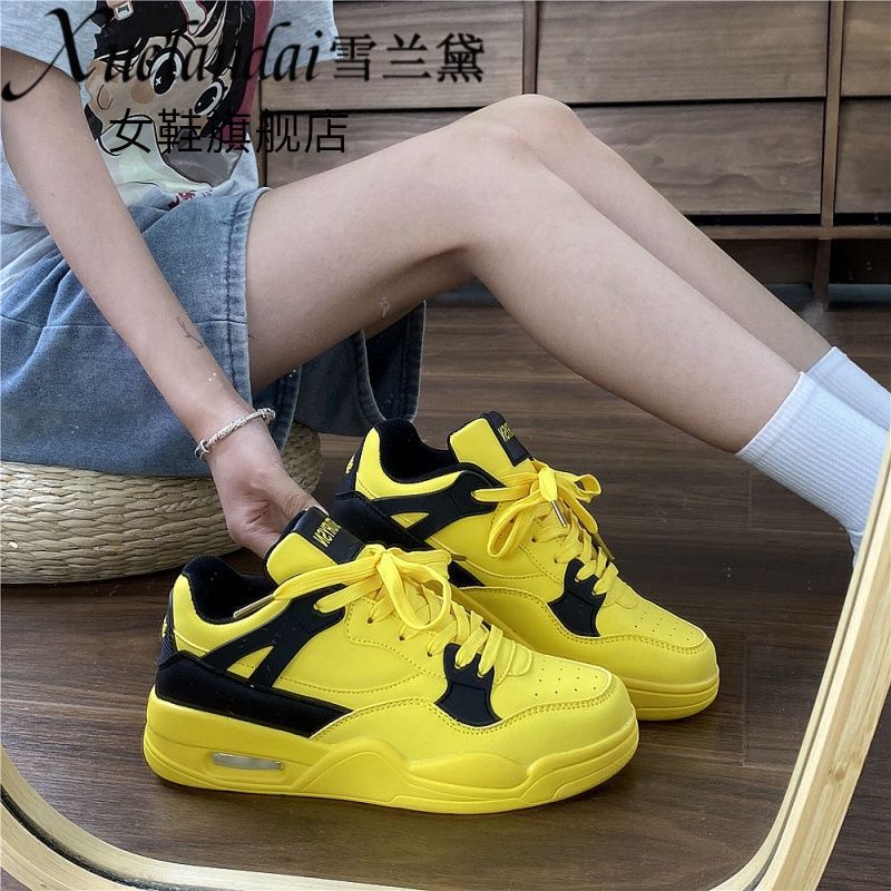 Hong Kong style thick-soled air cushion skateboard shoes women's ins tide 2025 autumn new high-value versatile casual sports shoes
