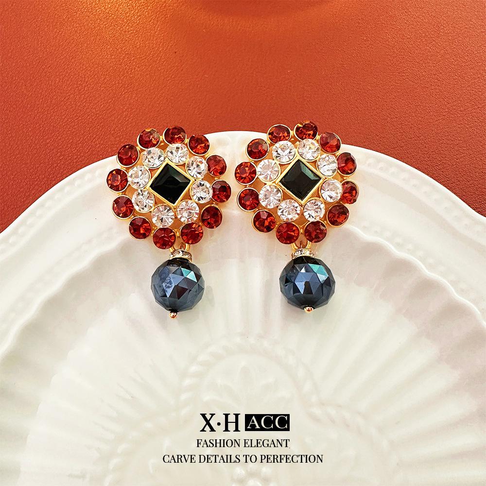 Vintage Bow Earrings: Timeless, High-End Retro Fashion Accessory