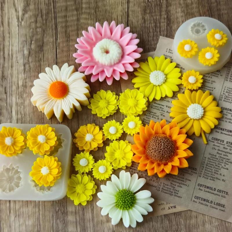 Sunflower Silicone Mold for Candle Making Ideal for Soap,Resin Clay Crafts,DIY Decor, Round Flower Design,for Home Decor Gift