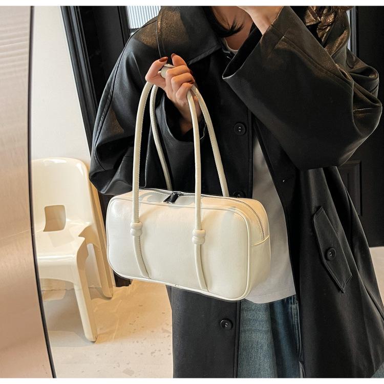 Winter 2025 Women's Retro Fashion Underarm Bag - Versatile High-End Briefcase for Work and Commute