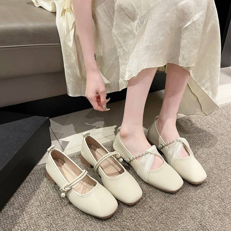 Square head low heel late evening breeze gentle lady French Mary Jane shoes shallow mouth flat sole shoes women's 2025 summer new