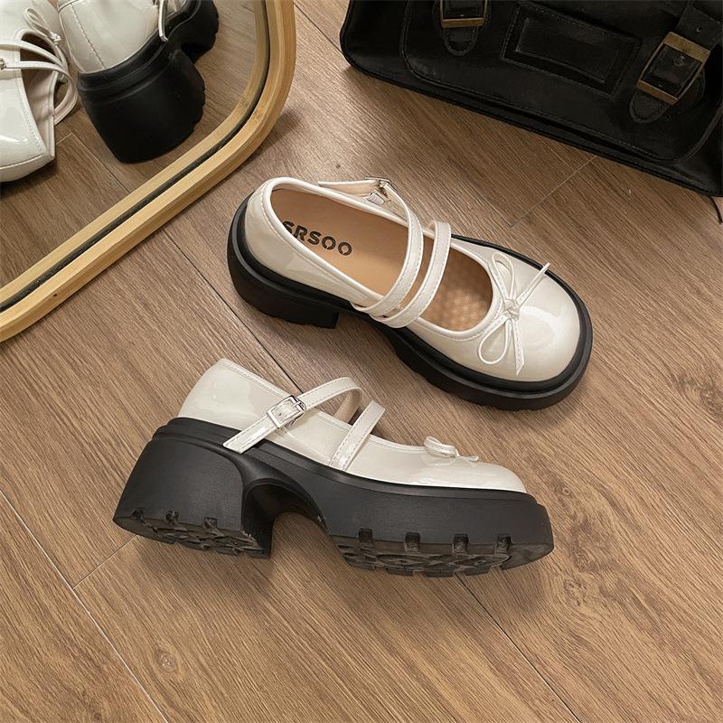 2025 new Internet celebrity explosion fashion versatile small heightening loafers platform thick heel Mary Jane shoes