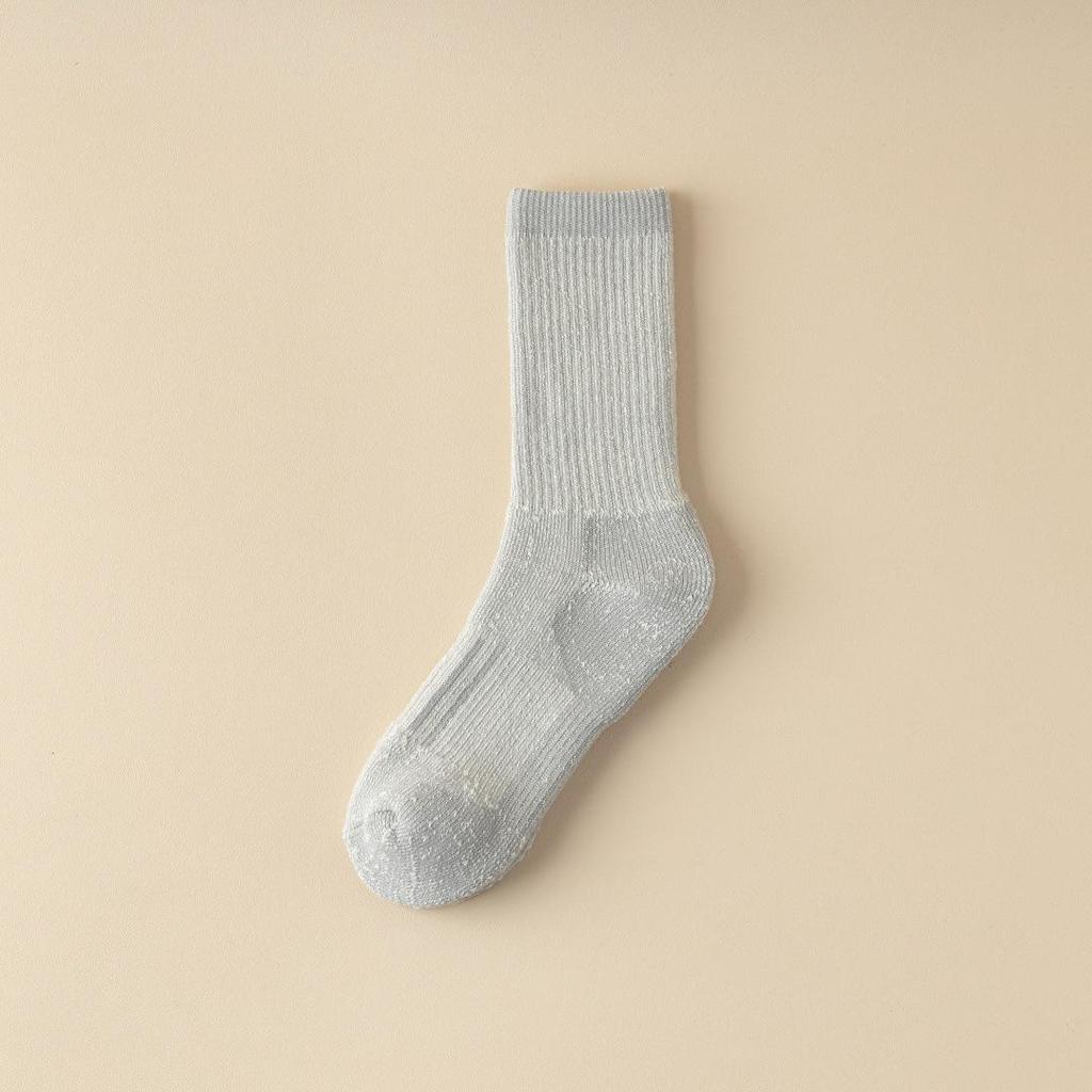 Men's Cold-Resistant Merino Wool Over-the-Knee Socks - Thick and Warm for Autumn/Winter; Perfect for Hiking, Skiing, and Sports.