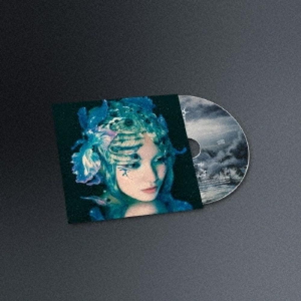 

Xg Awe [CD+буклет с текстами песен+набор наклеек с логотипом+лист с декорированными наклейками+фотокарточка] Первое издание Solo Ver. Юрия