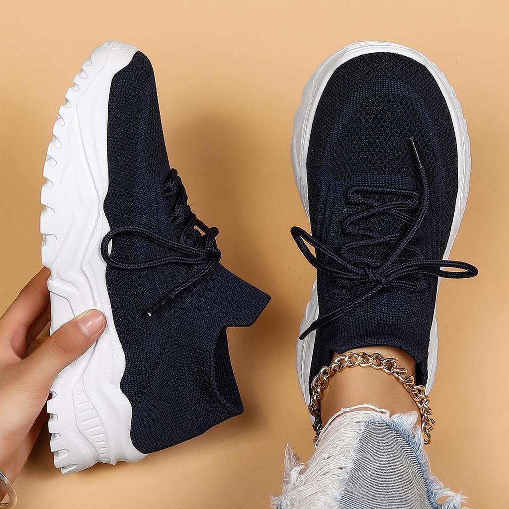Fashion Red Sneakers Breathable Knitted Shoes For Women Lightweight Non-slip Platform Socks Shoes Tennis Thick Sole Shoes Spring
