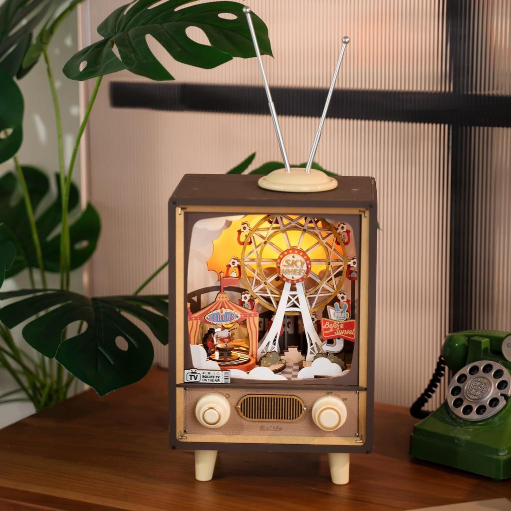 Tsukurundesu® 3D Wooden Puzzle with Japanese Instructions, Amusement Park Series, Lights Up, Moves, Spins, and Music (Sunset Park 2)