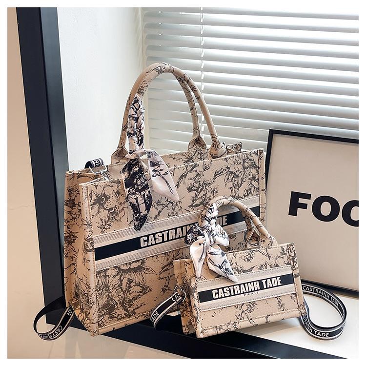 Portable tote bag women's new letter-printed shoulder large bag, foreign-style versatile casual messenger bag