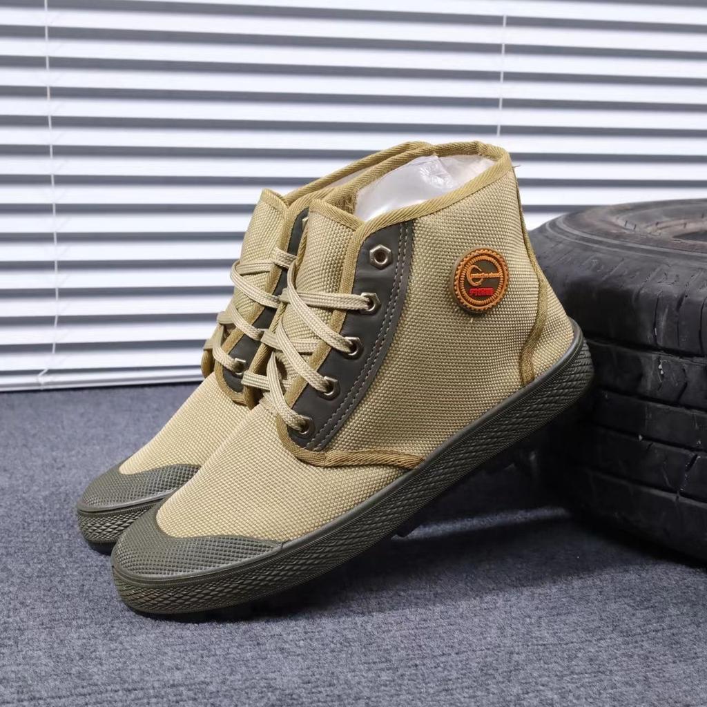 High-top waterproof liberation shoes, non-slip and wear-resistant work yellow rubber shoes, outdoor mountaineering three-proof camouflage shoes