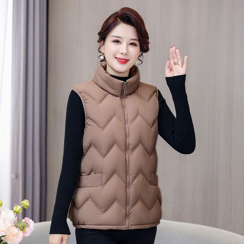 Light Purple Quilted Vest for Women - Chic, Warm, Sleeveless Polyester Top with Zipper Closure for Spring/Fall