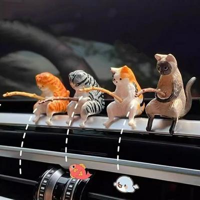 Decorazioni Creative per Interni Auto a Forma di Gatto Pescatore Artigianato Simpatici Ornamento Accessori Miniature Auto in Resina Regalini