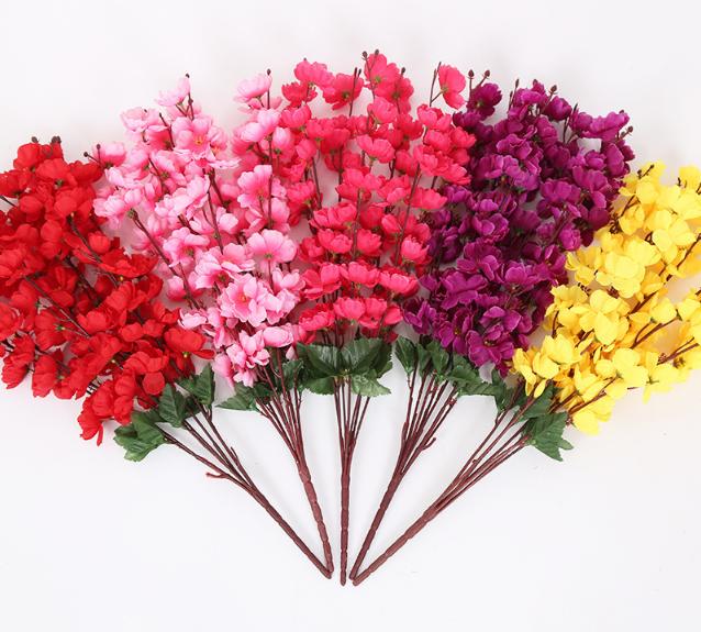 Artificial Peach Blossom Branch Home Decoration Realistic Floral Arrangement for Indoor Outdoor Use Durable and Flexible Design