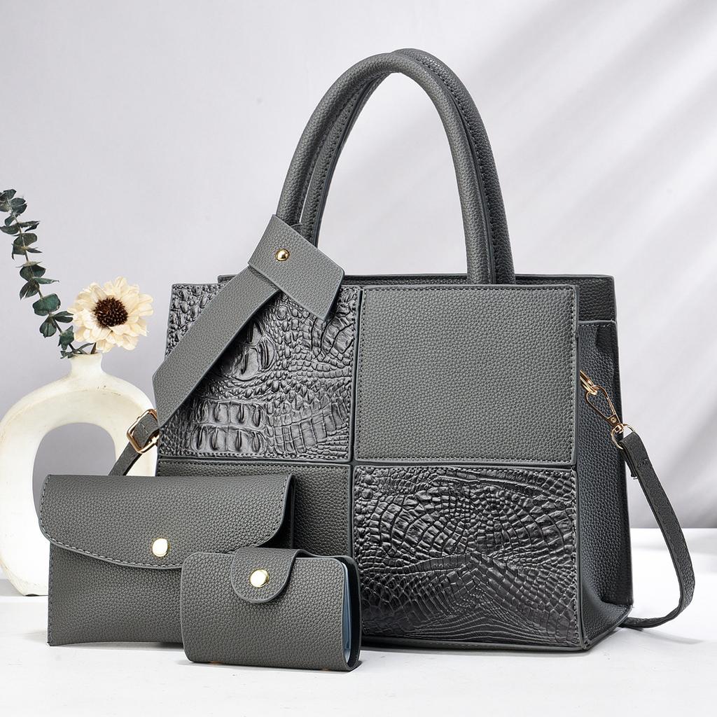 Large Capacity Bag Women's 2026 New Fashion Atmosphere Women's Handbag Shoulder Messenger Bag