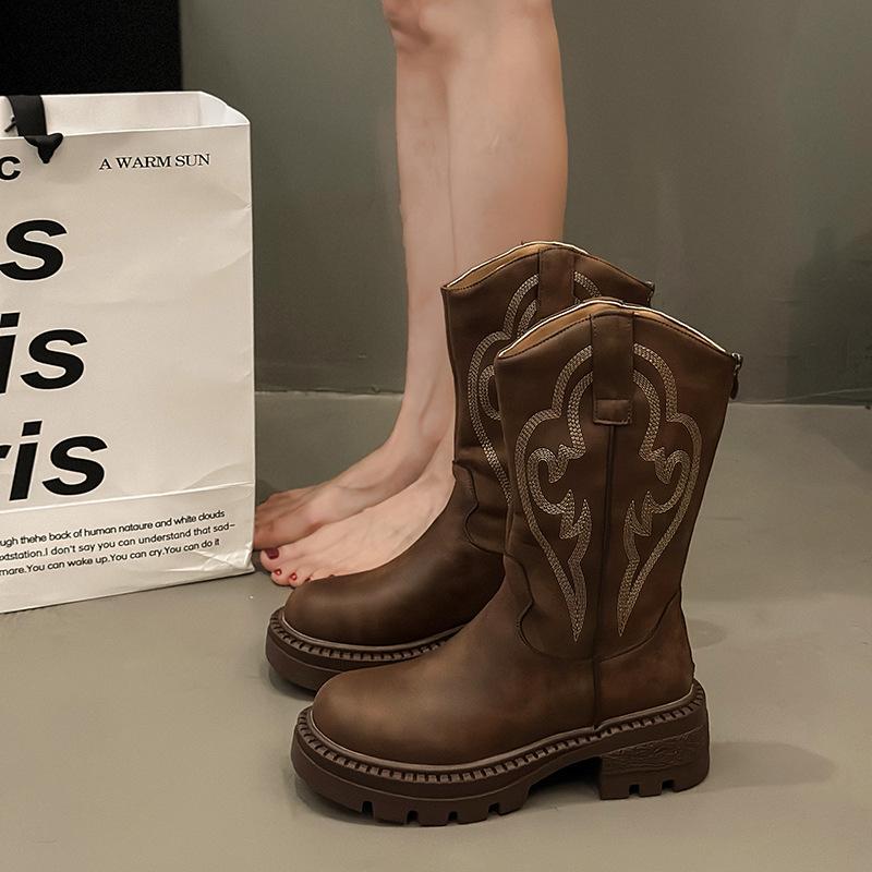 Brown embroidered retro western cowboy boots women's 2025 new summer V-mouth knight boots thick-soled thin short boots