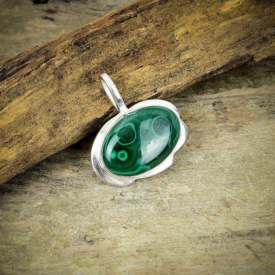 

Malachite Gemstone Handmade 925 Sterling Silver Jewelry Pendant 1.38 M-107