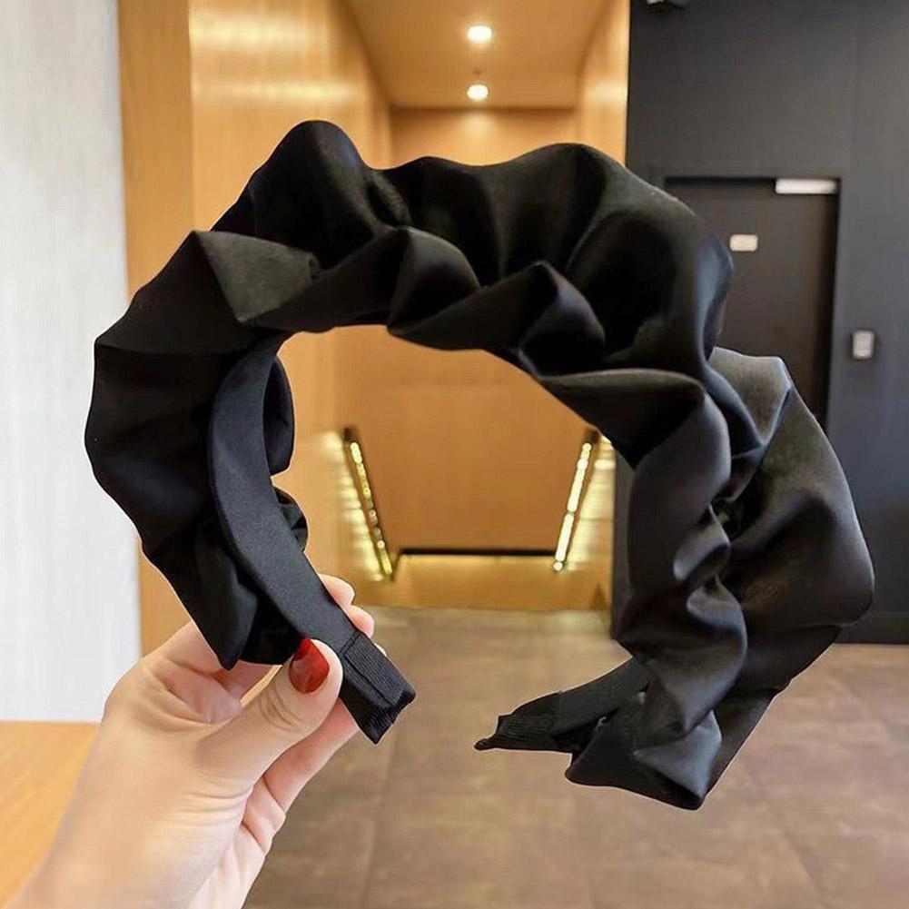 Satin Pleated Wide Brimmed Headbands For Women Non Slip Ruched Headband Hoops French Wide Padded Hair Head Band Hair Accessories