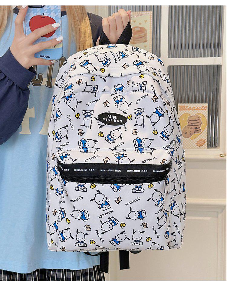 Hello Kitty Double Shoulder Backpack for Students - Cute Cartoon Design for Middle & High School Travel & Campus Outings.