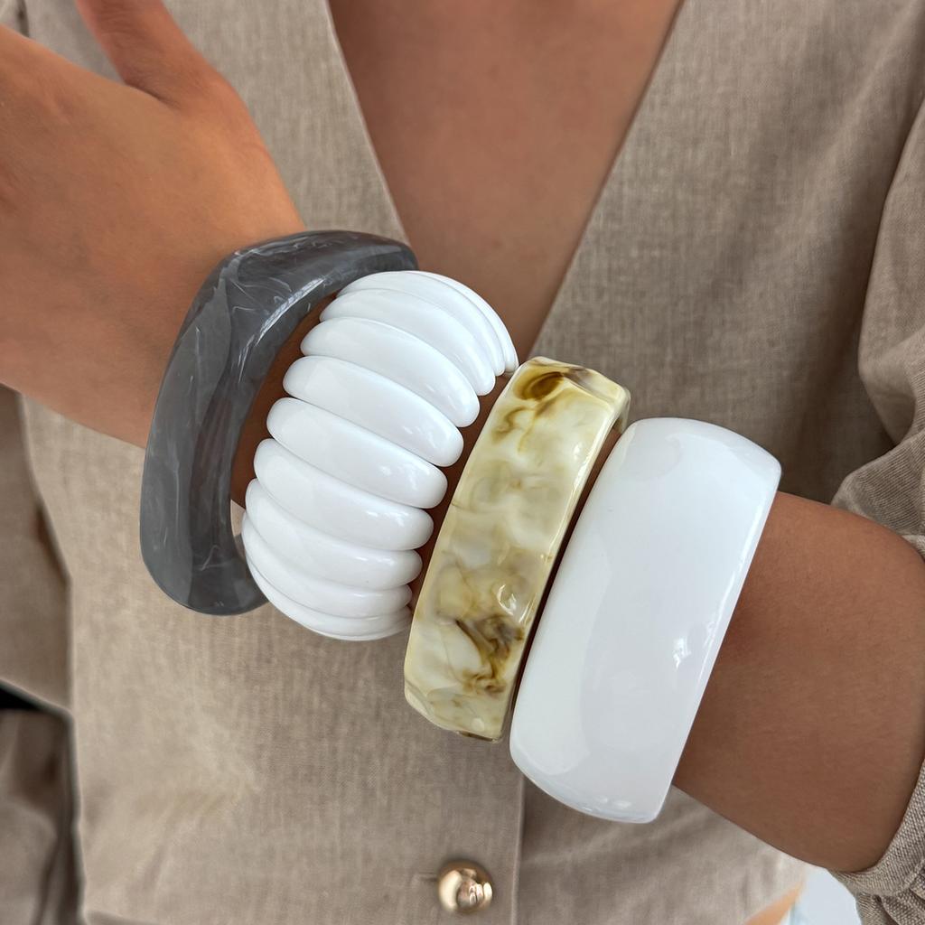 Design Sense Marble Texture Acrylic Wide Bracelet, Exaggerated Irregular Smudge Resin Bracelet