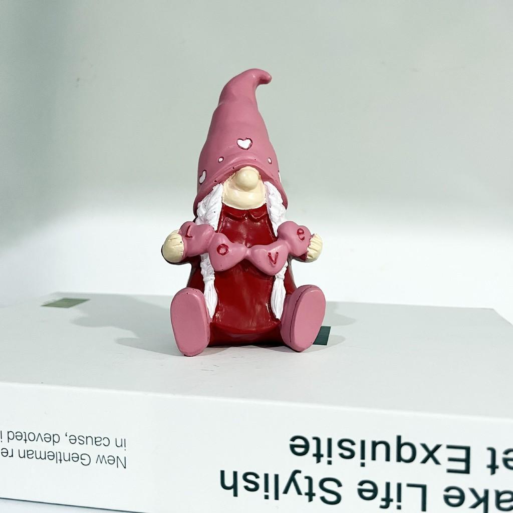 Adorable Cartoon Gnome Elf Resin Craft For Home Living Room Table Gift Decor