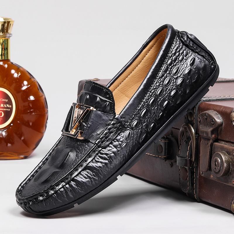 First layer cowhide crocodile pattern beanie shoes large size lazy driving shoes British casual shoes genuine leather cowhide men's shoes