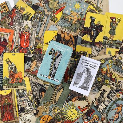 10*6 cm bezdeskový Smith tarot v plechovce