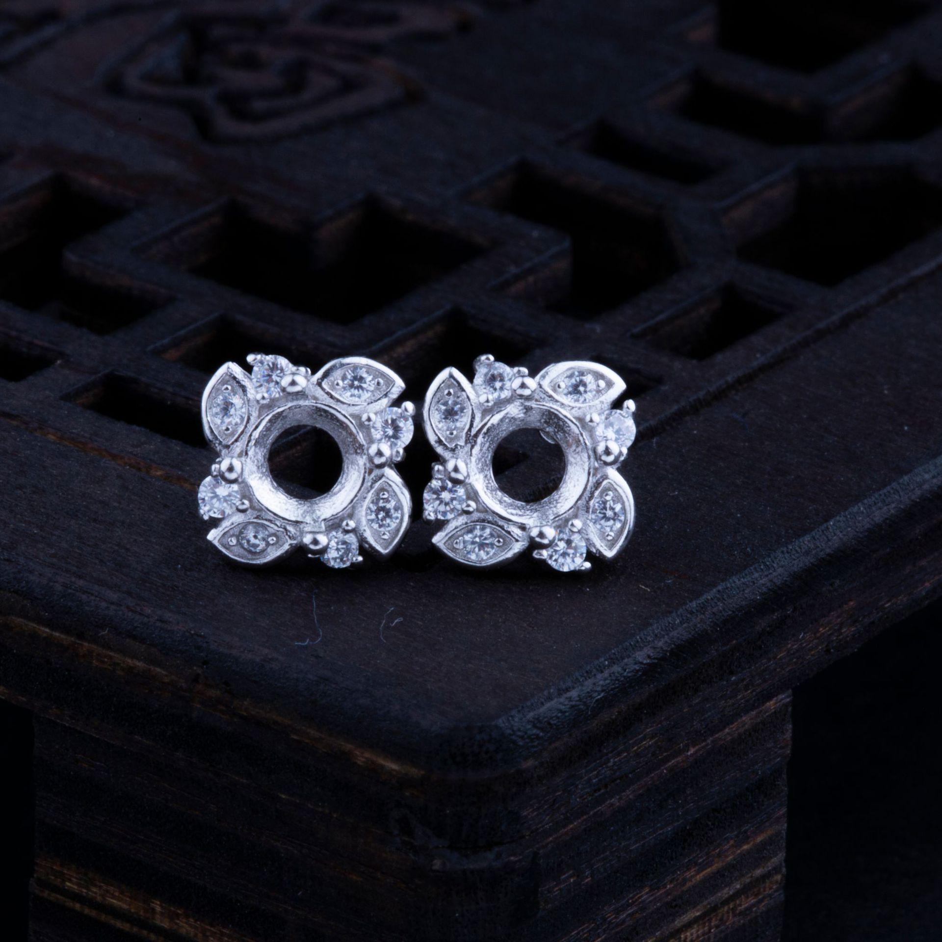 

Sterling Silver Flower Stud Earrings with Jade Inset in Square Dangle Design 925 Silver