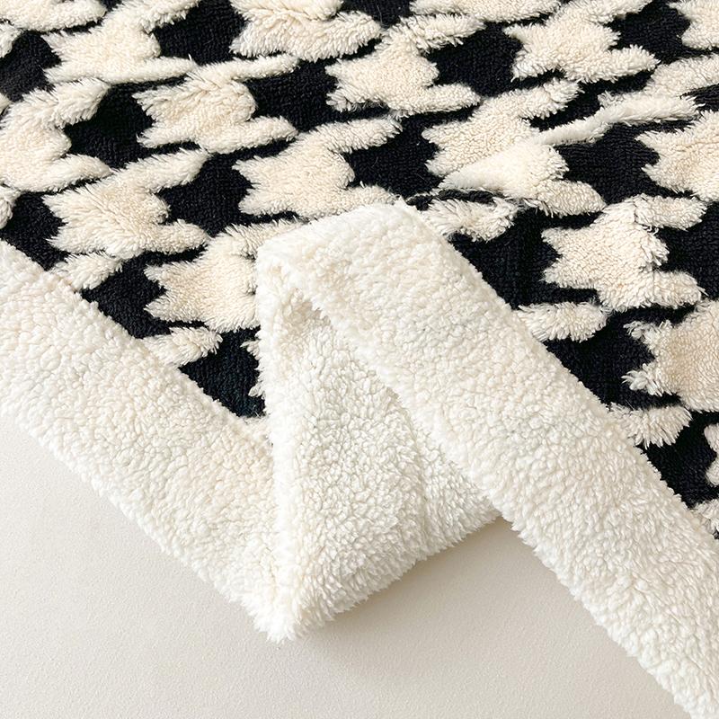 Houndstooth Pattern Spring Autumn Warm Fleece Blanket Cozy Soft Office Naps Sofa Bed Throw Blankets Jacquard Soft Plush Blanket