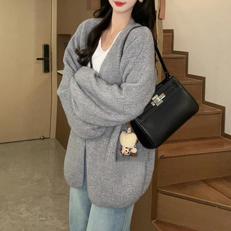 Knitted cardigan women's spring and autumn new lazy wind loose V-neck solid color soft waxy versatile sweater jacket