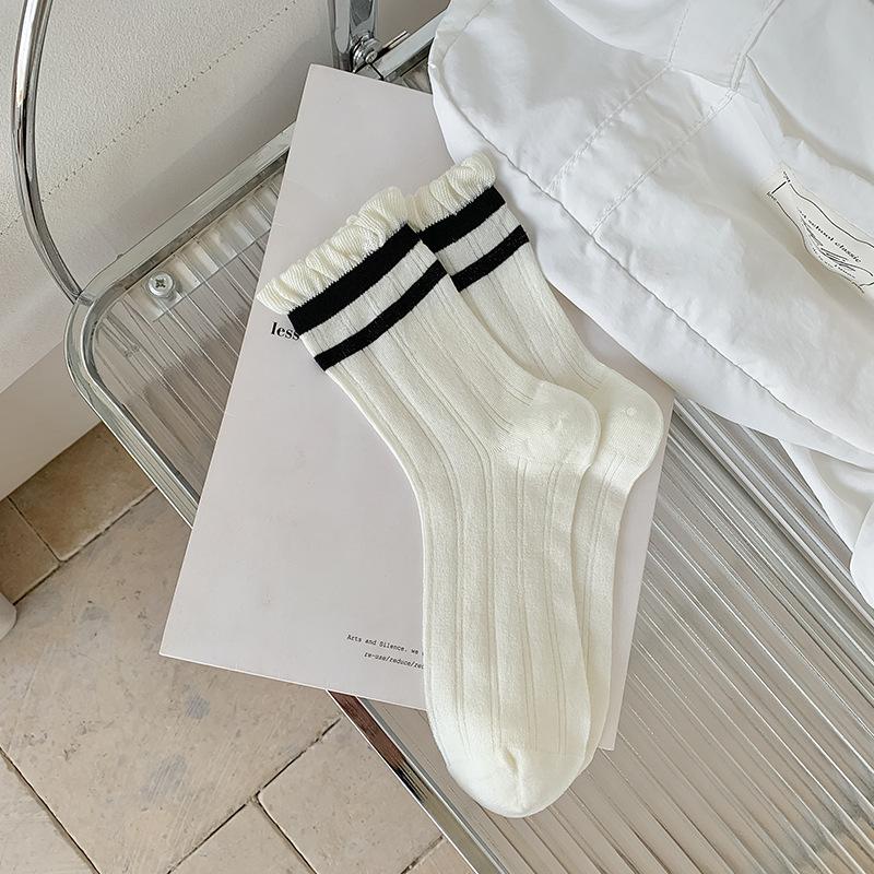 

Женские носки с черным кружевом, тонкие махровые носки для весны и лета, универсальные носки до середины икры, дышащие и свежие длинные носки из бамбукового волокна, бесшовные носки 1 pai