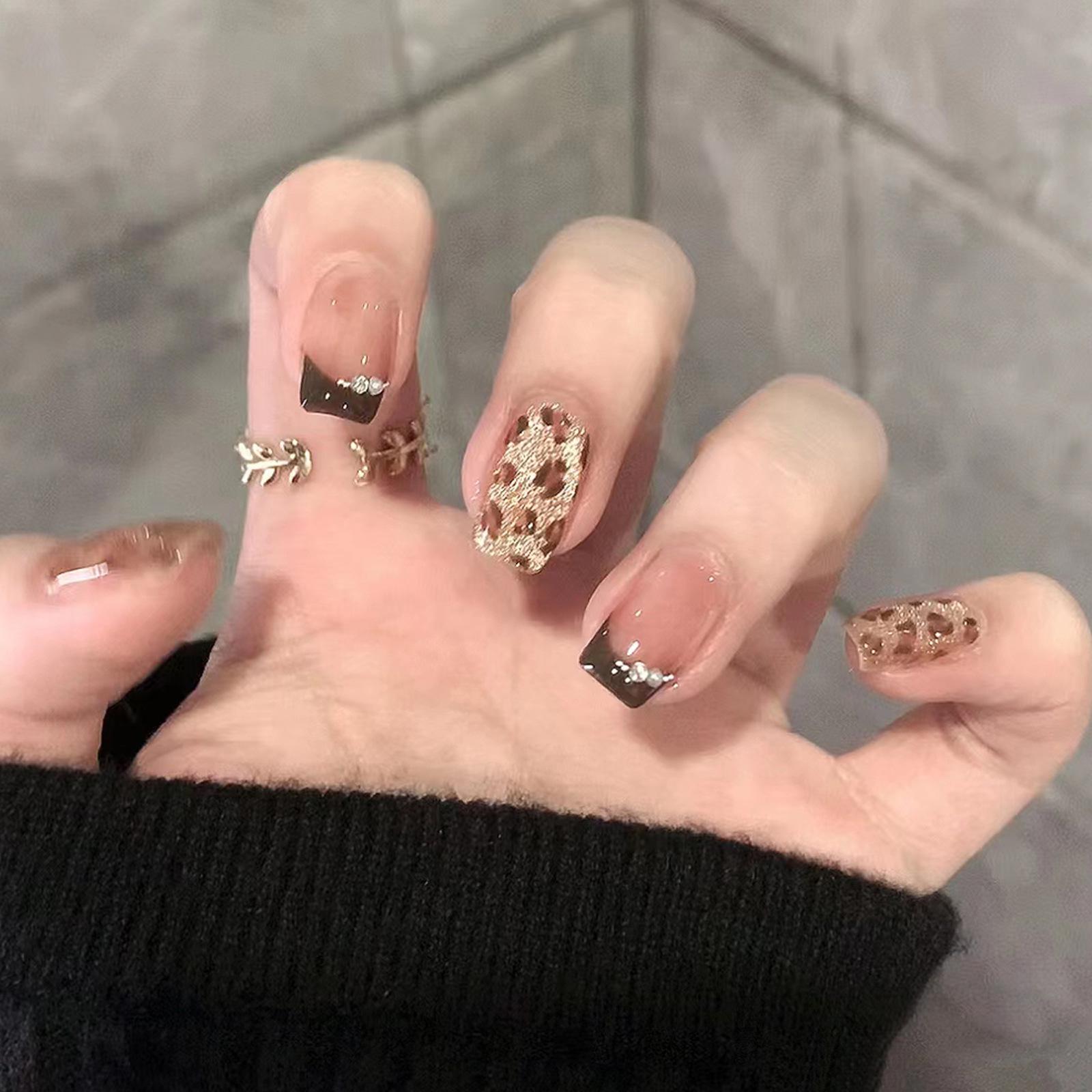 

Высококлассные наклейки для французского маникюра с леопардовым принтом - Коллекция Осень/Зима: 30 предметов в стиле «Острая девчонка» Handmade XS Size 10 Pieces/Bag