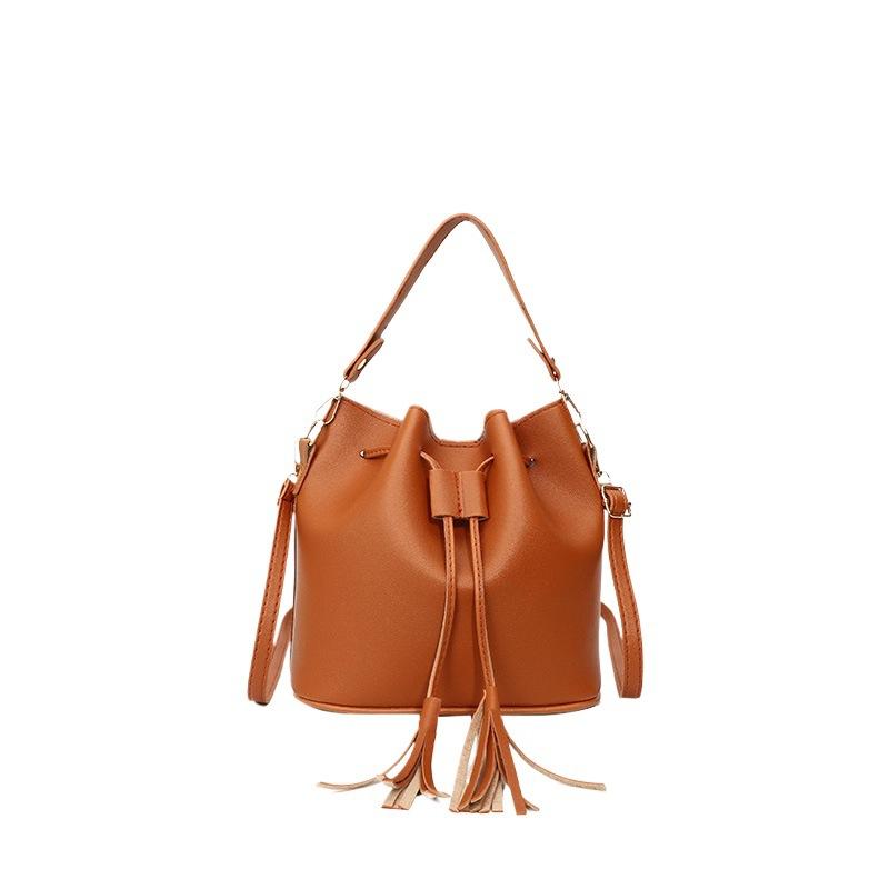Pumped Bucket Bag 2025 Spring and Summer, This Year's Popular Solid Color Retro Women's Bag Simple and Versatile Single Shoulder Messenger Bag Tide