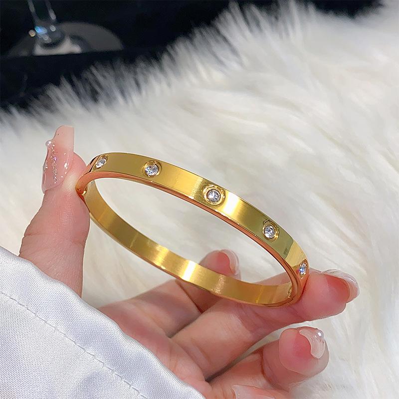 2026 Fashion Gypsy Star Diamond Ins Wind Jewelry Women's, Letter Niche Design Light Luxury Personality Wind Bracelet