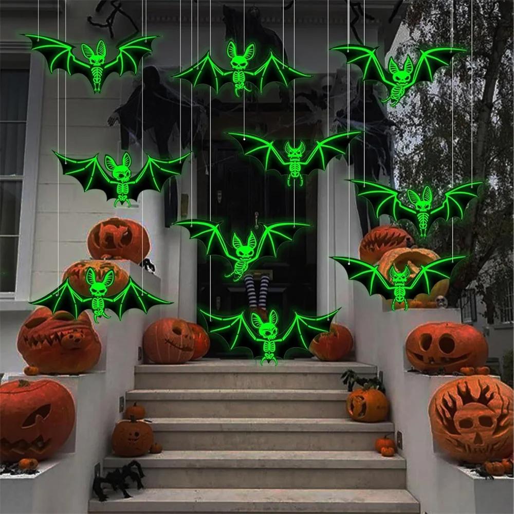 10/20/50pcs Halloween Hanging Glow-in-the-Dark Bats - 3D Glowing Green Plastic Decorations for Haunted House Parties