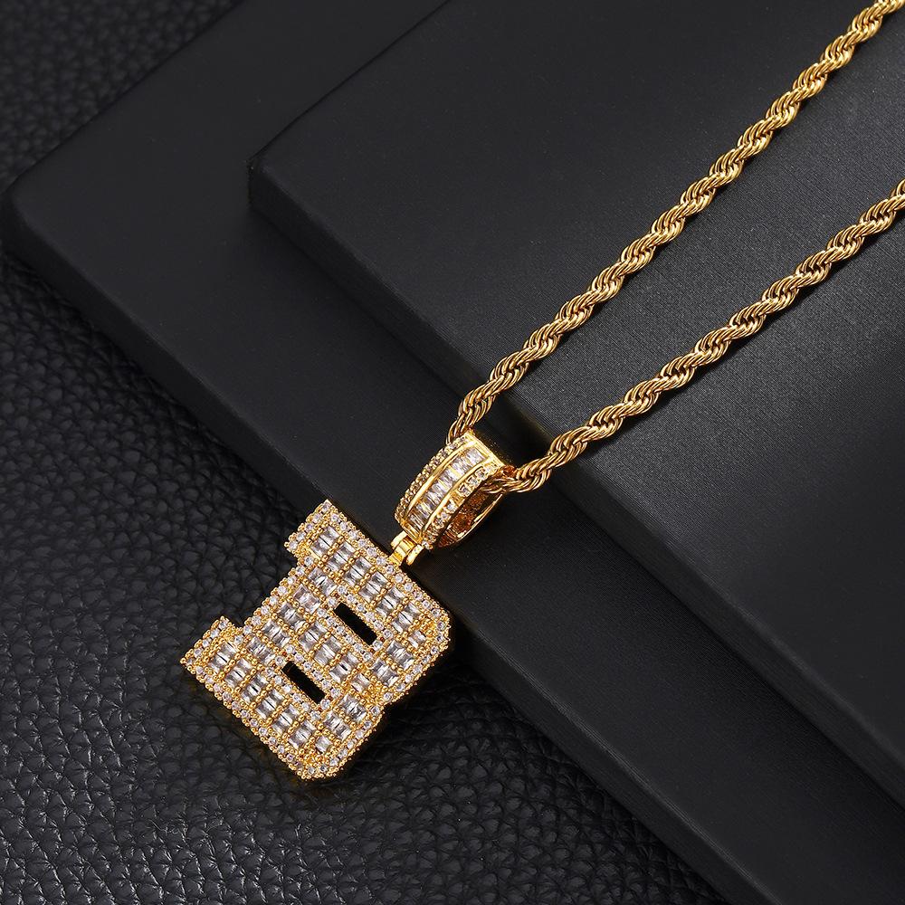26 English Letters Pendant Necklace Copper Inlaid Zircon Versatile Jewelry Necklace