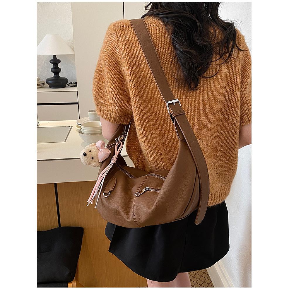 IELGY Simple Style Large-Capacity Tote Bag All-Match Commuter Shoulder Messenger Bag Casual