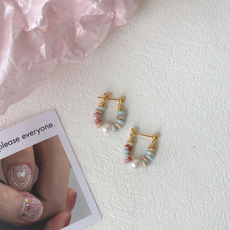 Eleganckie Kolorowe Kolczyki z Chwostami z Koralików dla Kobiet: Unikalny, Wysokiej klasy, Niszowy design luksusowy