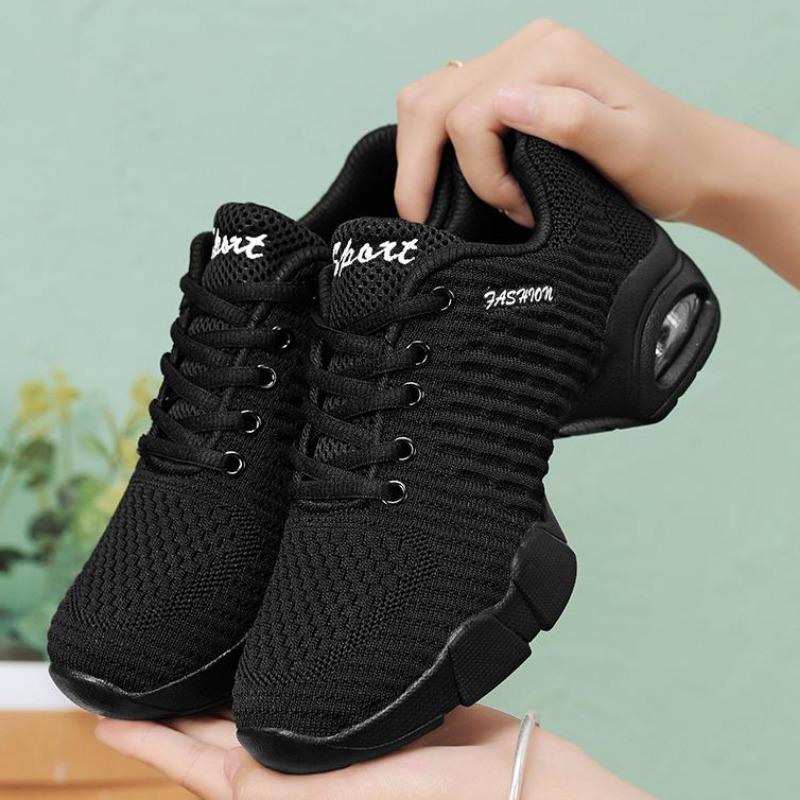 Women's Dance Shoes White Sports Dance Shoes Soft Soled Mesh Jazz Shoes