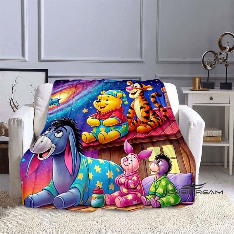 This fun cartoon Pooh Bear blanket is lightweight and breathable, suitable for dormitories, naps, living rooms, offices, and all