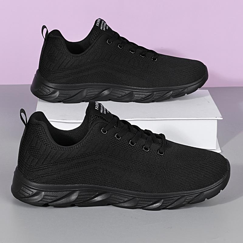 New sports and leisure summer men's breathable hollow comfortable mesh fly-woven running shoes travel men's shoes