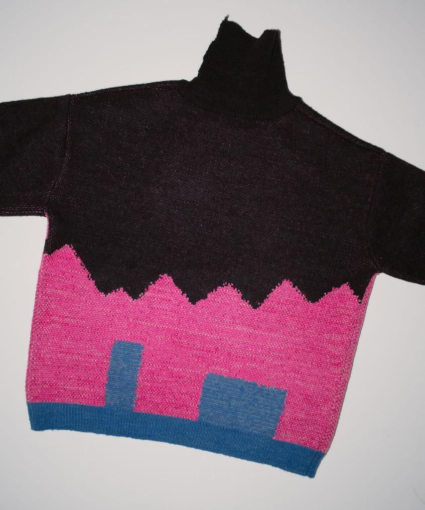 GROUNDWORK Square Man Turtleneck Knit Sweater / Black Pink Mix
