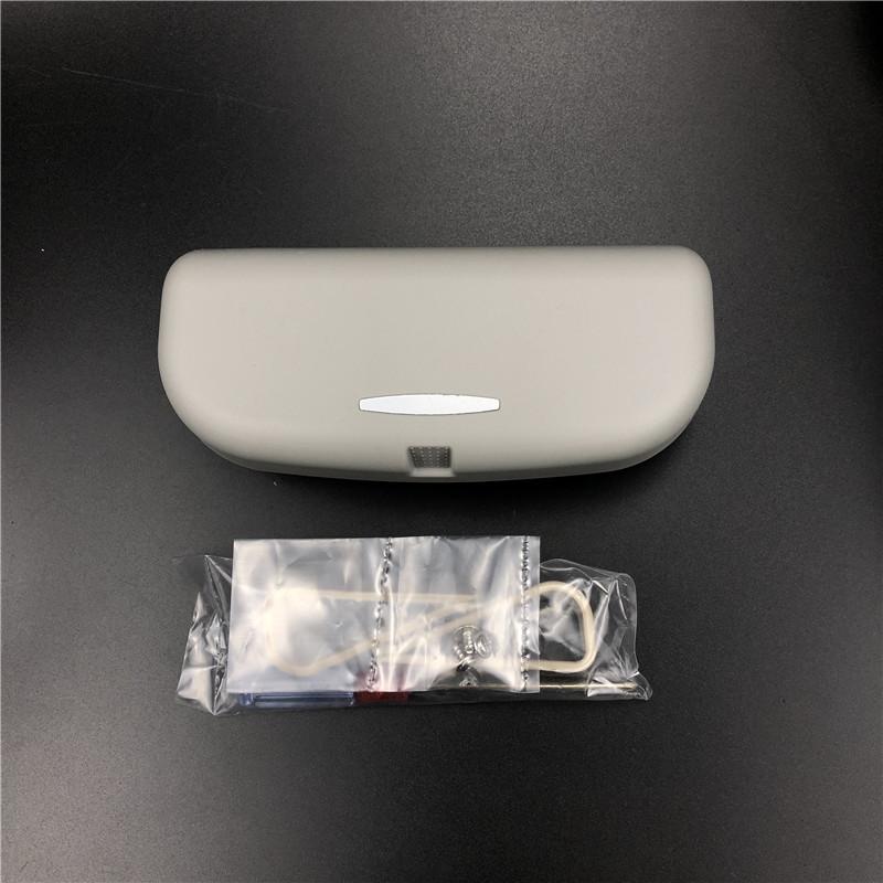 Car-Styling Sun Visor Glasses Case for Land Rover Range Rover Velar Evoque Freelander Discovery Vision Defender