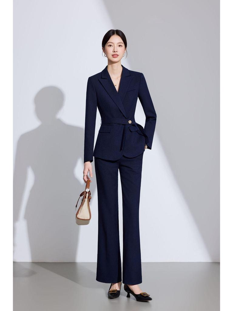 Eleganter Damen-Blazeranzug mit langen Ärmeln: Modern, Luxuriös, Schlankmachend, Lässig, Perfekt für den Arbeitsplatz oder die Ausrichtung von Veranstaltungen.