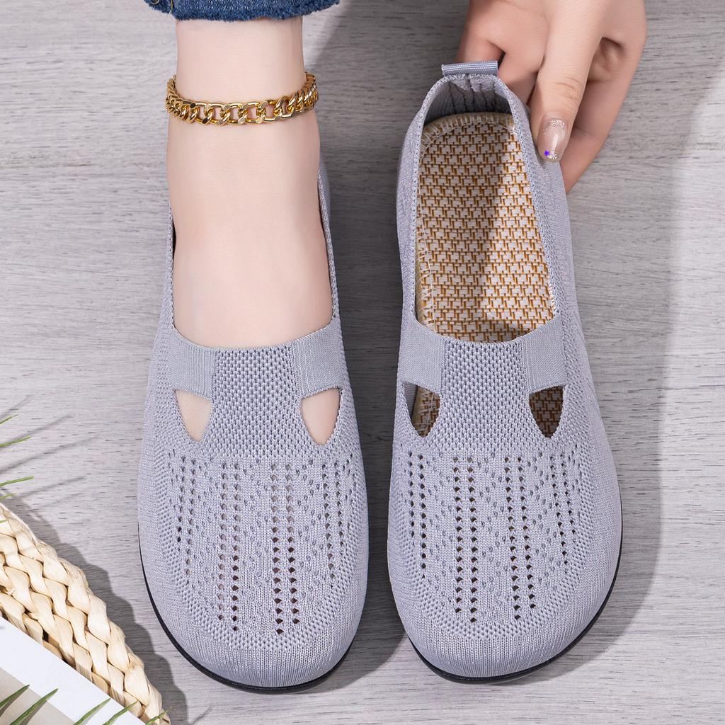 Casual Shoes Women Spring Versatile Breathable Mesh Shoes Soft Bottom Elderly Slip On Mom Shoes Casual Daily Comfortable Lightweight Sneakers