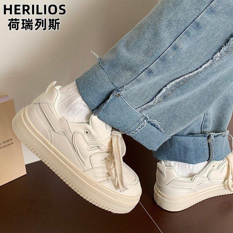 

2024 winter new trendy leather white shoes women s thick-soled niche casual bread sports shoes women s lightweight running shoes 40