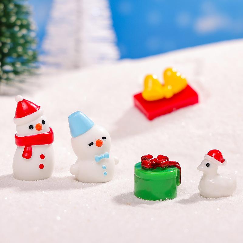 Christmas Simulation Cute Snowman Micro-landscape Car Decoration, Resin Craft Decorative Small Decoration Accessories
