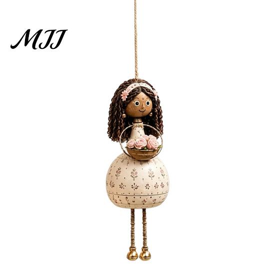 Decorazione Artistica da Interno ed Esterno Mano?Ornamento Appeso Bambola Etnica Dipinta, Ciondolo Stile Popolare con Campanella e Cesto, Statuetta Rustica Fantasiosa per la Casa Boho
