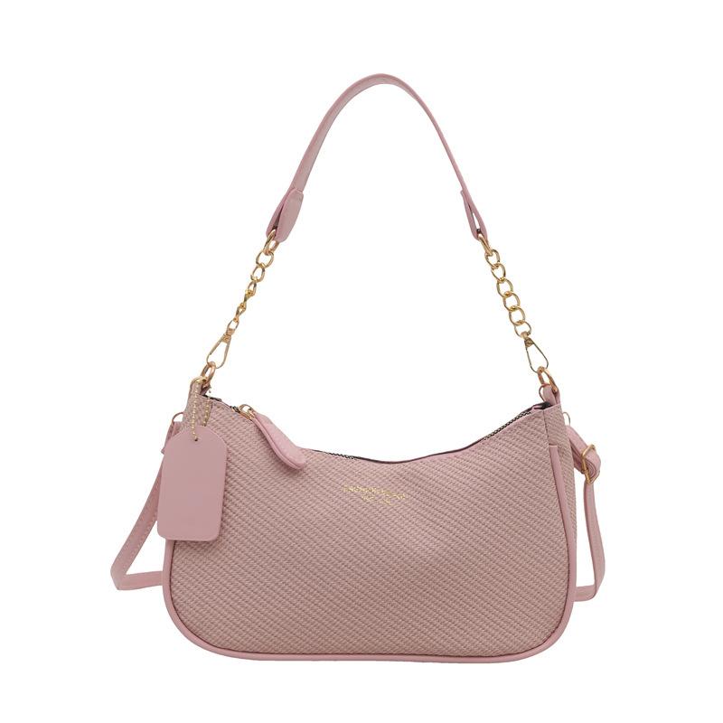 

Niche design bag women s 2025 autumn and winter new fashion shoulder messenger bag casual Korean version of high-end underarm bag розовый